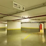 The Leos Ξενοδοχείο με διαμερίσματα 4*