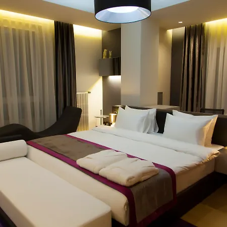 Aparthotel The Leos