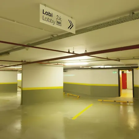 The Leos Aparthotel 4*