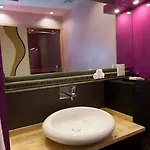 The Leos Aparthotel