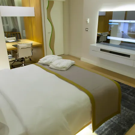 Hotel apartamentowy The Leos 4*