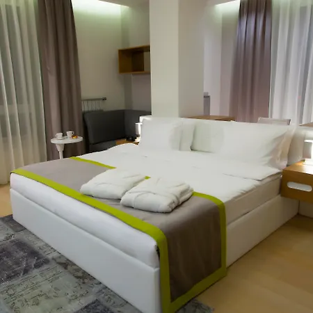 Hotel apartamentowy The Leos 4*