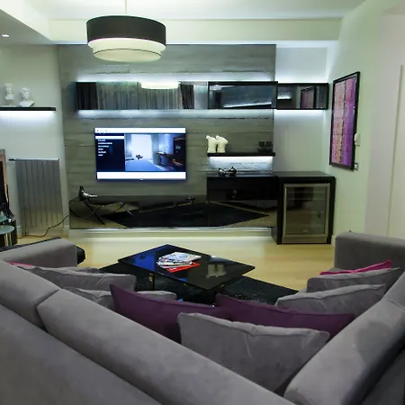 Apart Otel The Leos