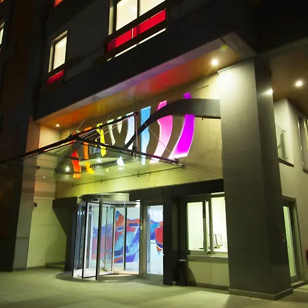 The Leos Hotel apartamentowy 4*