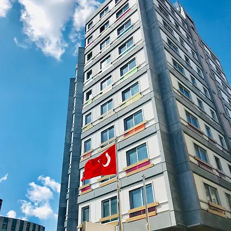 Apartmanhotel The Leos 5*