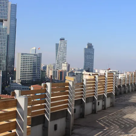 The Leos Apartmanhotel 5*