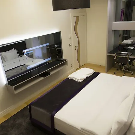 Apartmanhotel The Leos