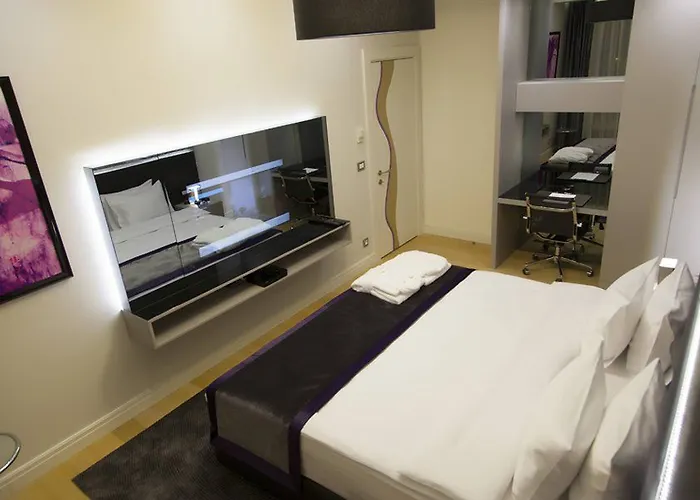 Hotel apartamentowy The Leos