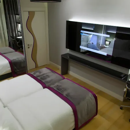 Apart Otel The Leos 5*